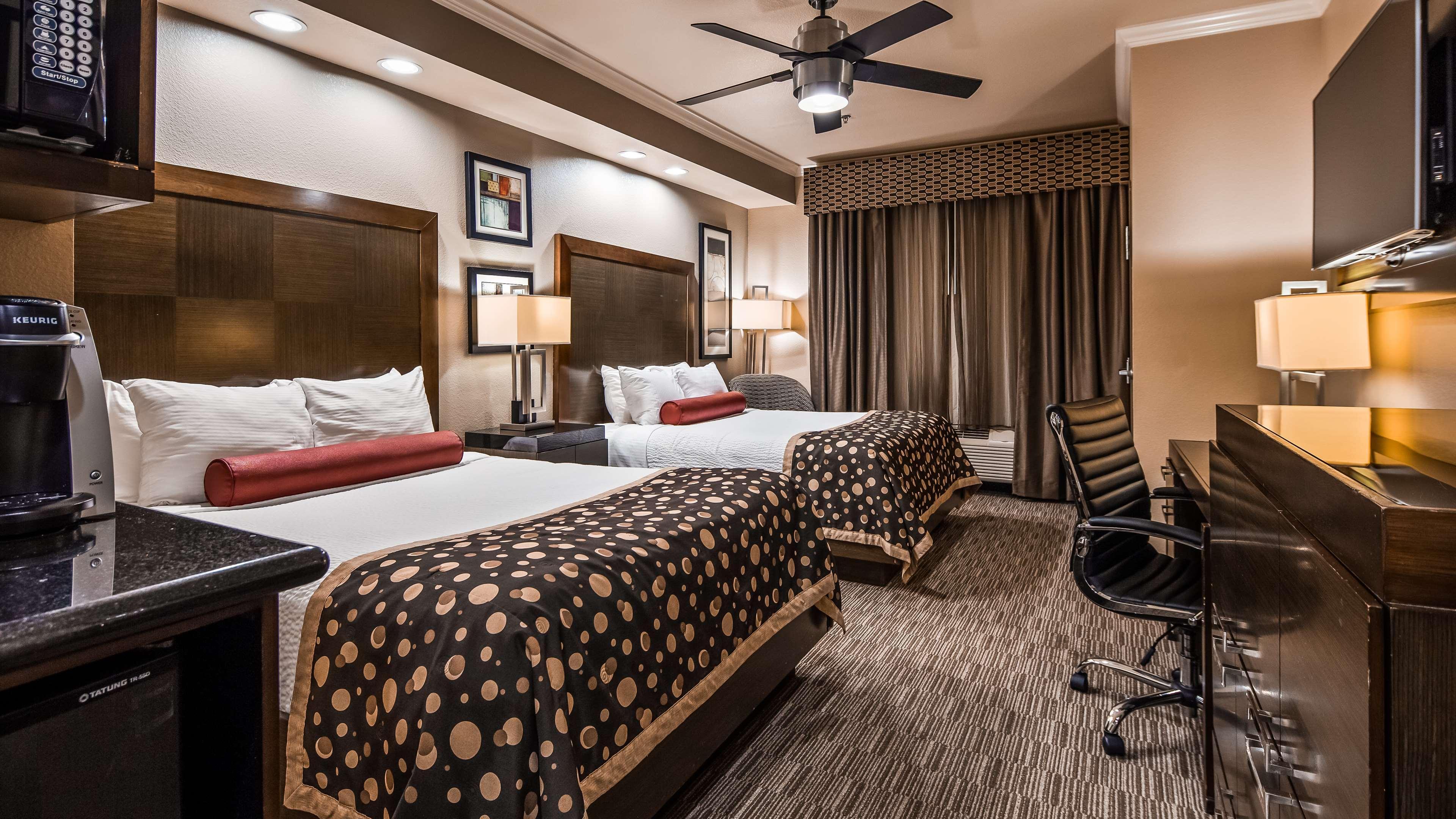 Best Western Premier Crown Chase Inn & Suites Denton Exterior foto